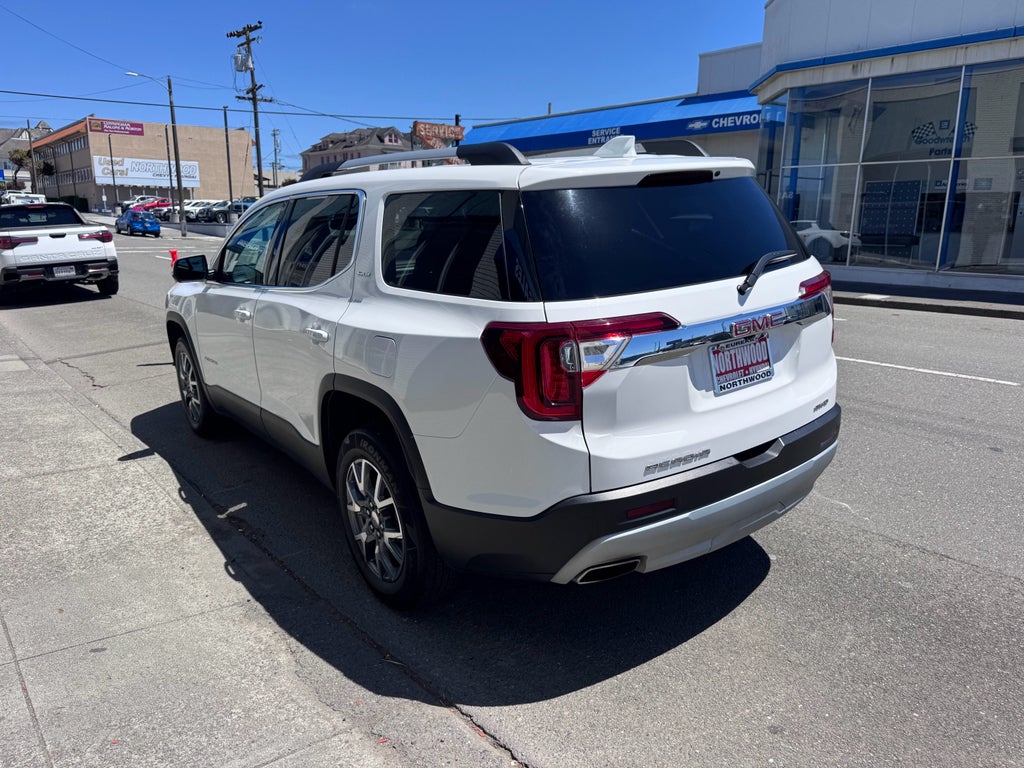 2023 GMC Acadia — rear three-quarter view