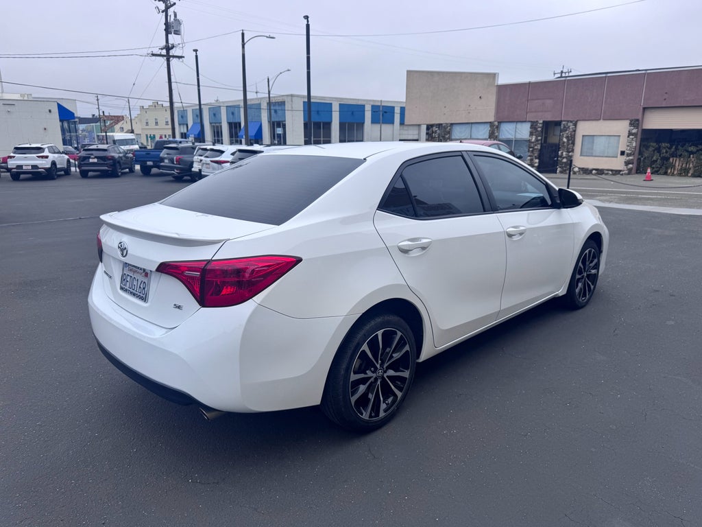 2019 Toyota Corolla — detail view